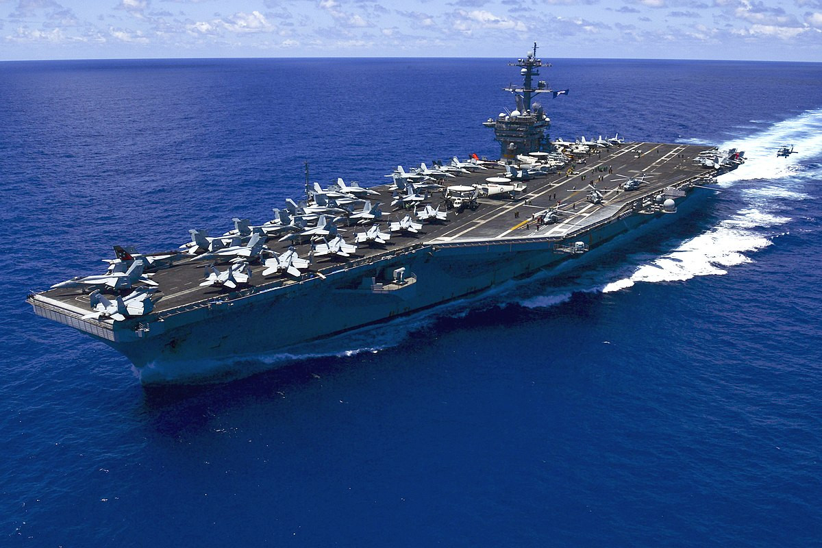 ABŞ-nin “USS Carl Vinson” təyyarədaşıyan gəmisi Yaxın Şərqdə missiyasına başlayıb