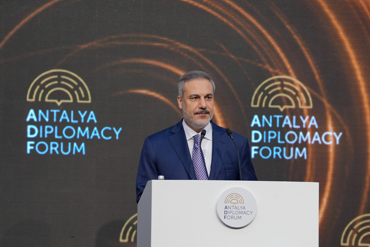 Hakan Fidan: Suriyanın yenidən qurulmasında Azərbaycanın dəstəyini yüksək qiymətləndiririk