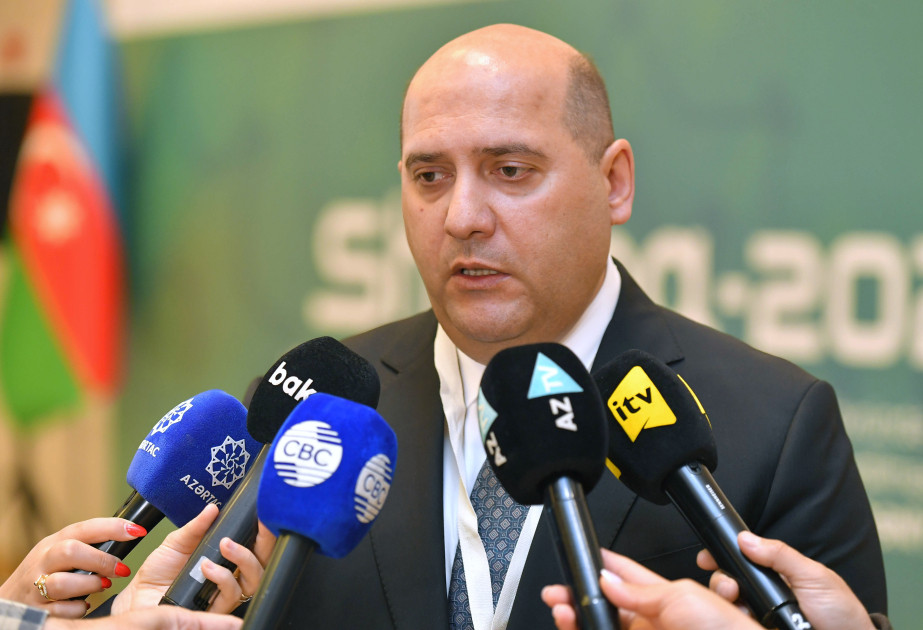 Emin Hüseynov: Hazırda Ağdam şəhərində ikinci məhəllənin tikintisi aparılır
