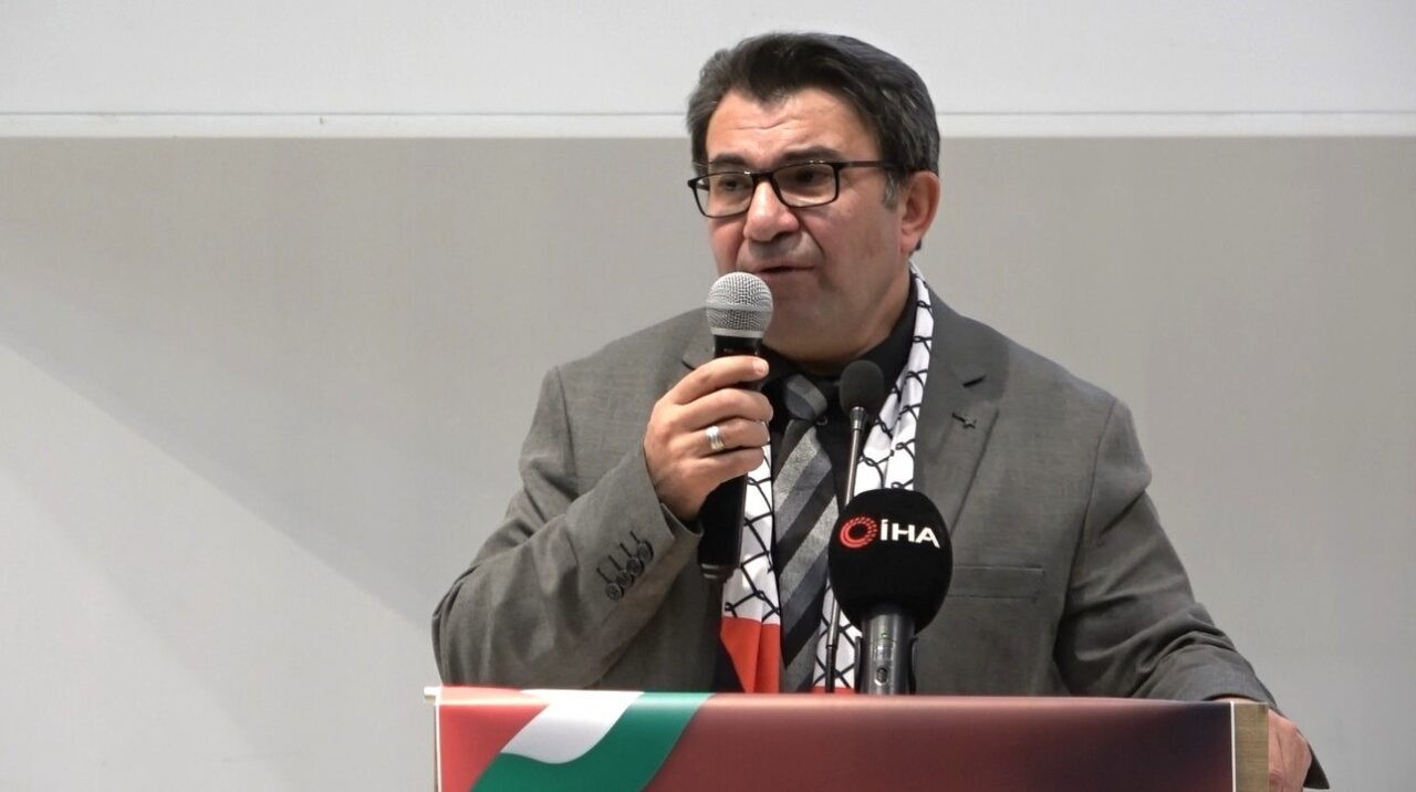 Türkiyəli professorla MÜSAHİBƏ: “Ermənistanın konstitusiyasını dəyişməsi vacibdir”-