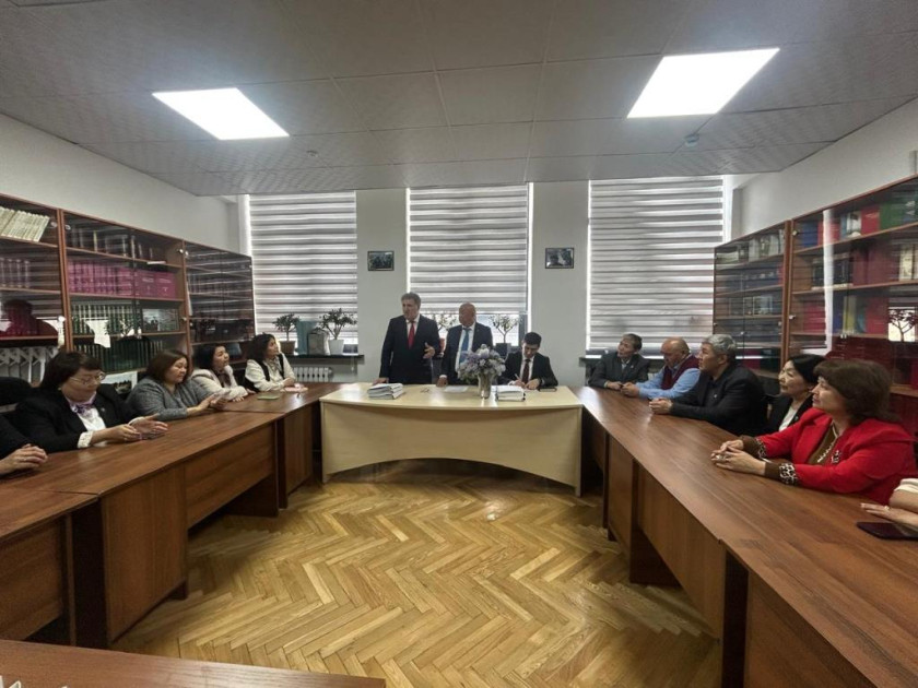 Qırğızıstanın və Azərbaycanın Ədəbiyyat institutları ortaq layihənin icrasına başlayıblar