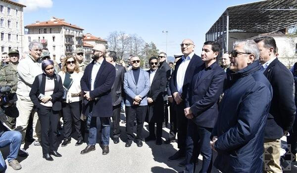 Hikmət Hacıyev onları Şuşa ilə tanış etdi