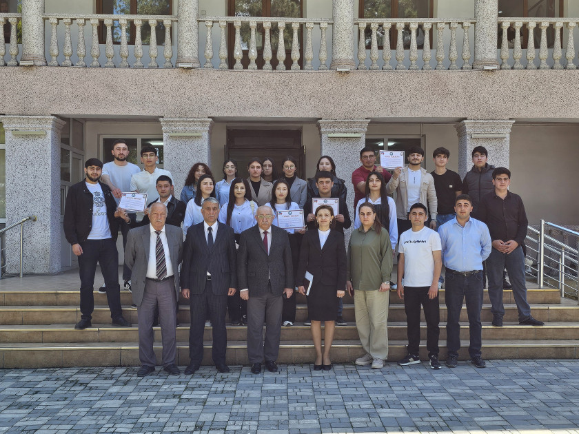 BDU-nun Qazax filialında “Müasir Azərbaycanın Demokratik Hüquqi Əsasları – Konstitusiyamız” mövzusunda intellektual yarış keçirilib