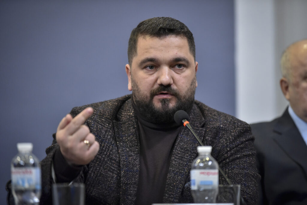 Yuri Qusev: Üç il ərzində Azərbaycanda 273 ukraynalı uşaq reabilitasiyadan keçib