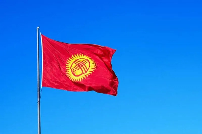 Qırğızıstan rəqəmsal somdan istifadəni qanuniləşdirdi