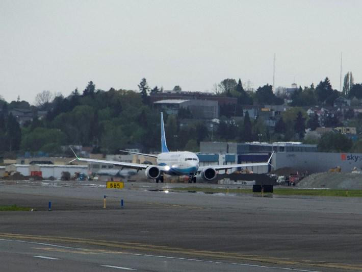 Hava limanında Tramp böhranı: İkinci “Boeing” təyyarəsi də Çindən ABŞ-yə geri dönür