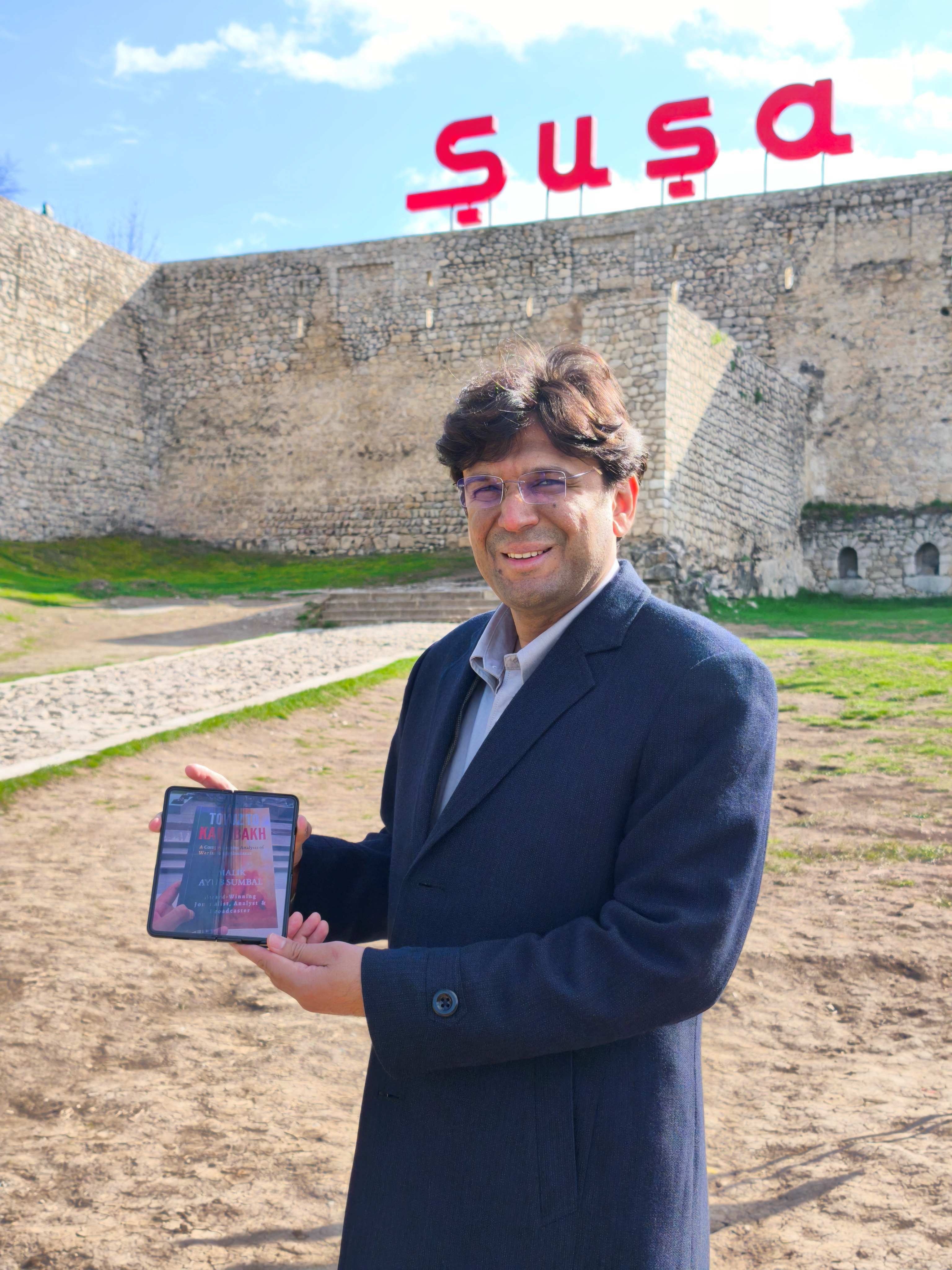 Pakistanlı jurnalist Azərbaycanda səfərdədir