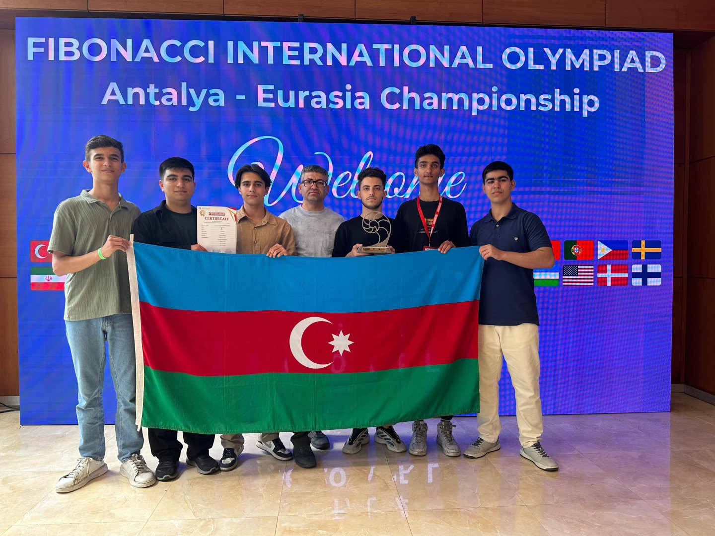 UNEC tələbəsinin komandası Beynəlxalq Robot Olimpiadasının Avrasiya turunun qalibi olub!