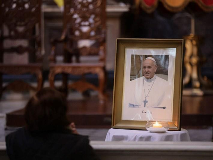 Papa Fransiskusun vəsiyyəti və dəfn mərasiminin detalları açıqlandı