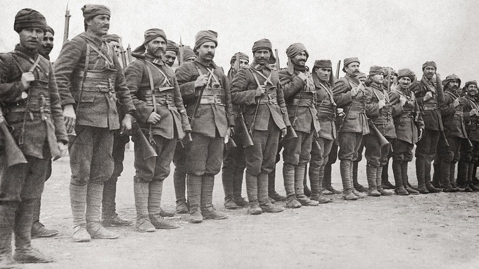 Şərqdə qan, qərarda qorxu: Osmanlının var olmaq uğrunda qəbul etdiyi