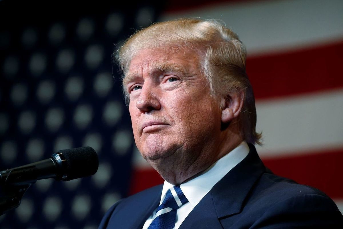 Donald Tramp Yaxın Şərqə səfərə hazırlaşır