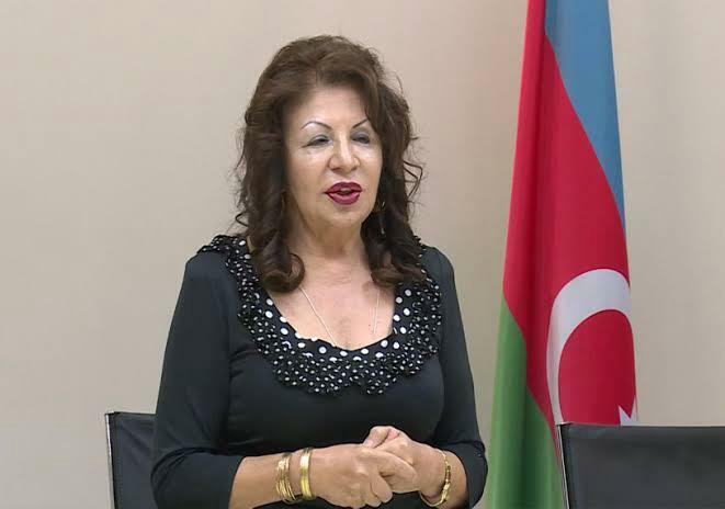 "Qadınlar bir-birinə sözdə yox, əməldə dəstək olmalıdır"