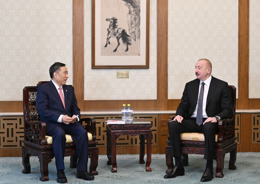 Azərbaycan Prezidenti İlham Əliyev “Energy China” şirkətinin sədri ilə görüşüb