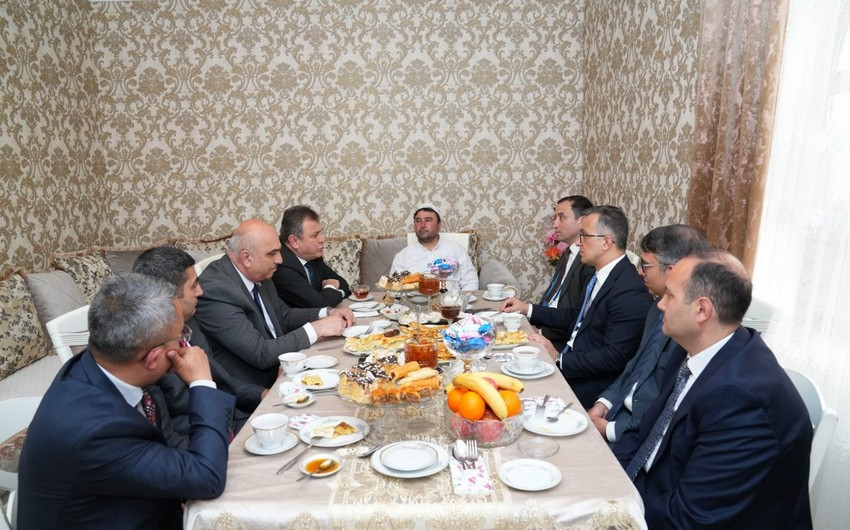 Dövlət Komitəsinin sədri Zaqatalada tələbənin evini ziyarət edib