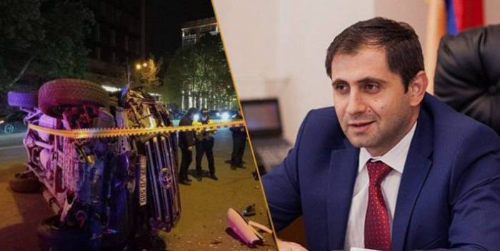 Ermənistan müdafiə naziri qəza keçirib?