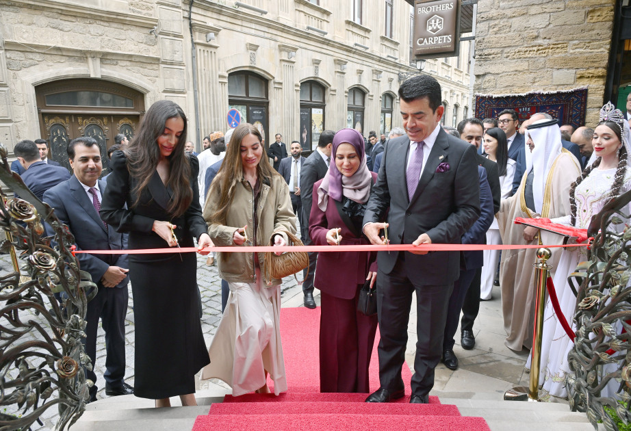 Leyla və Arzu Əliyevalar Bakıda ICESCO-nun regional ofisinin rəsmi açılış mərasimində iştirak ediblər