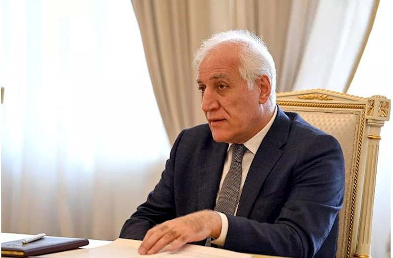 Xaçaturyan: Ermənistan Azərbaycanla  sülh prosesində konstruktiv iştirakını davam etdirəcək