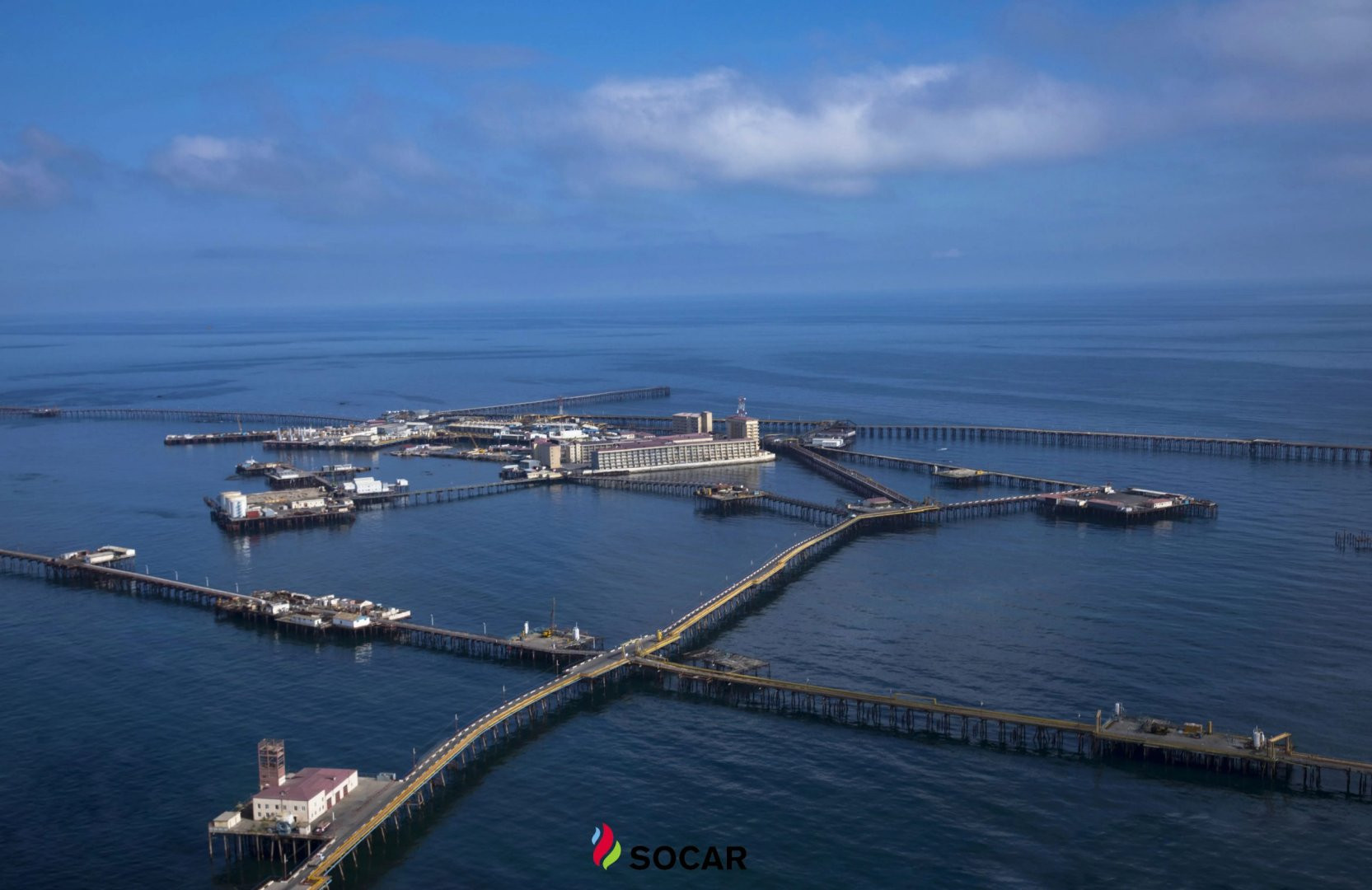 SOCAR “Abşeron” qaz-kondensat yatağının tammiqyaslı istismarı istiqamətində görülən işləri açıqlayıb
