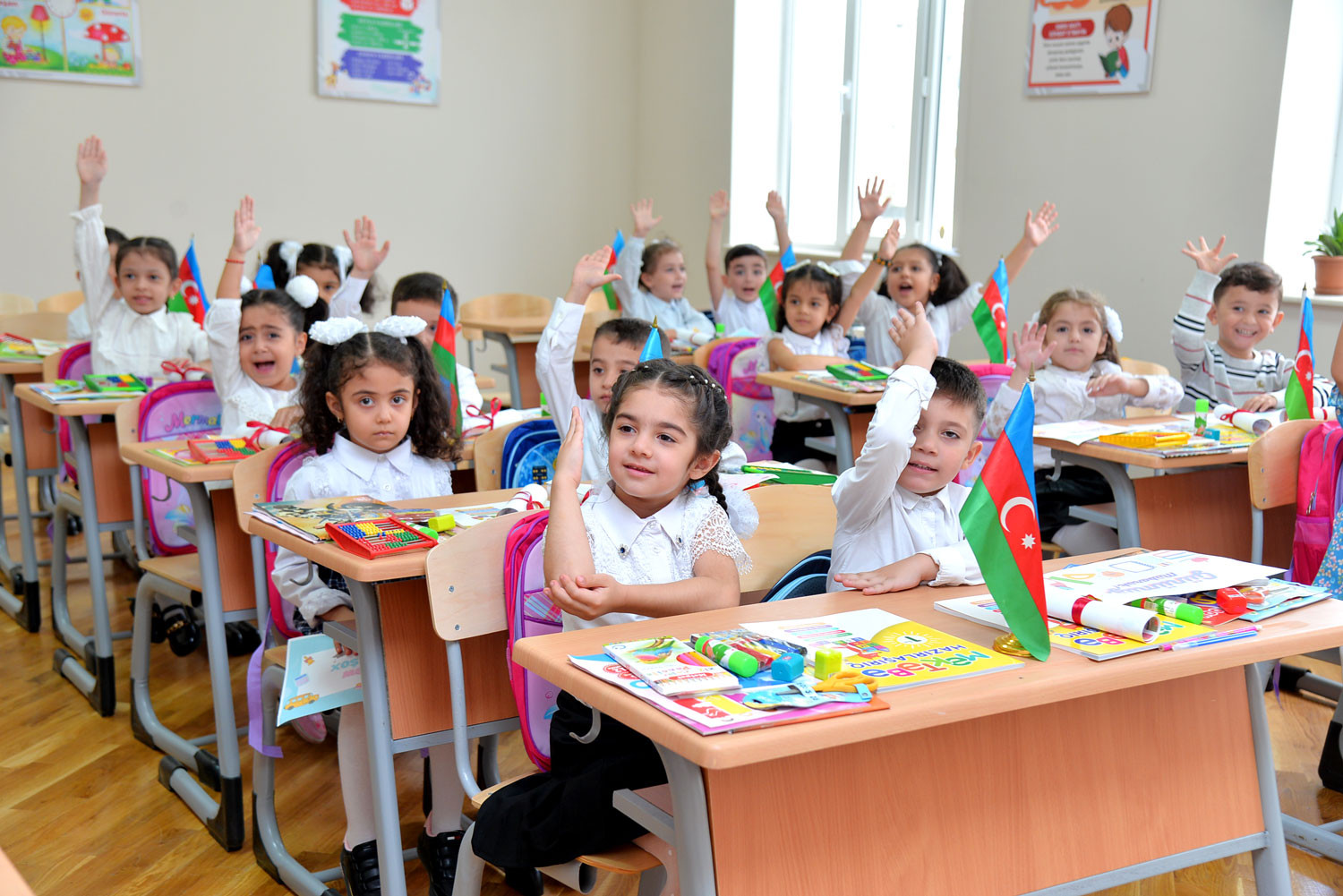 85 minə yaxın uşaq avtomatik olaraq 1-ci sinfə yerləşdirilib