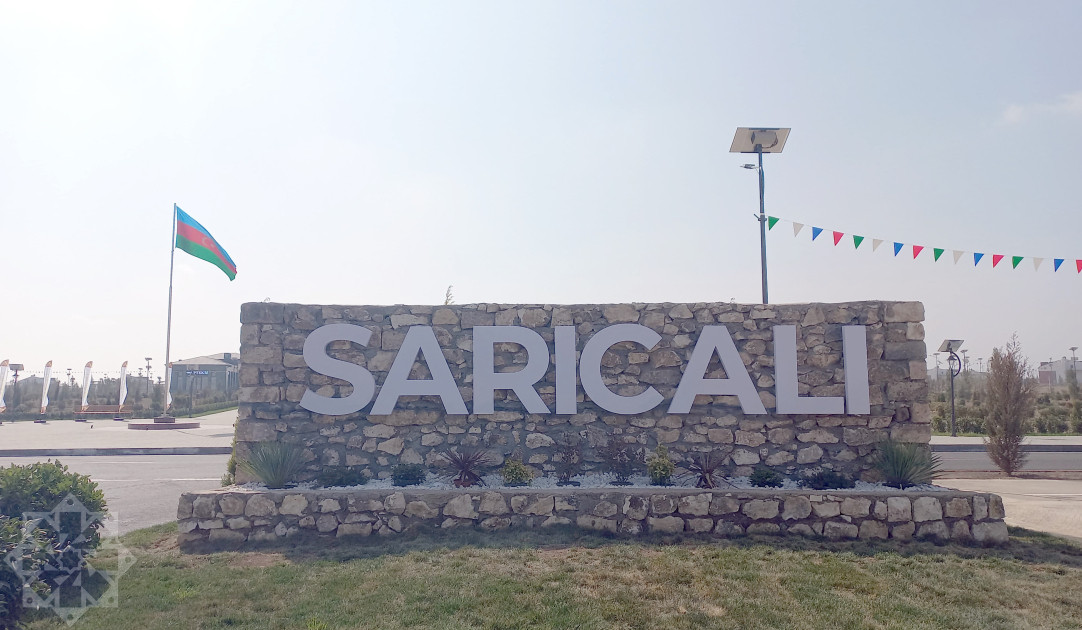 Ağdamın Sarıcalı kəndinə növbəti köç karvanı çatıb -