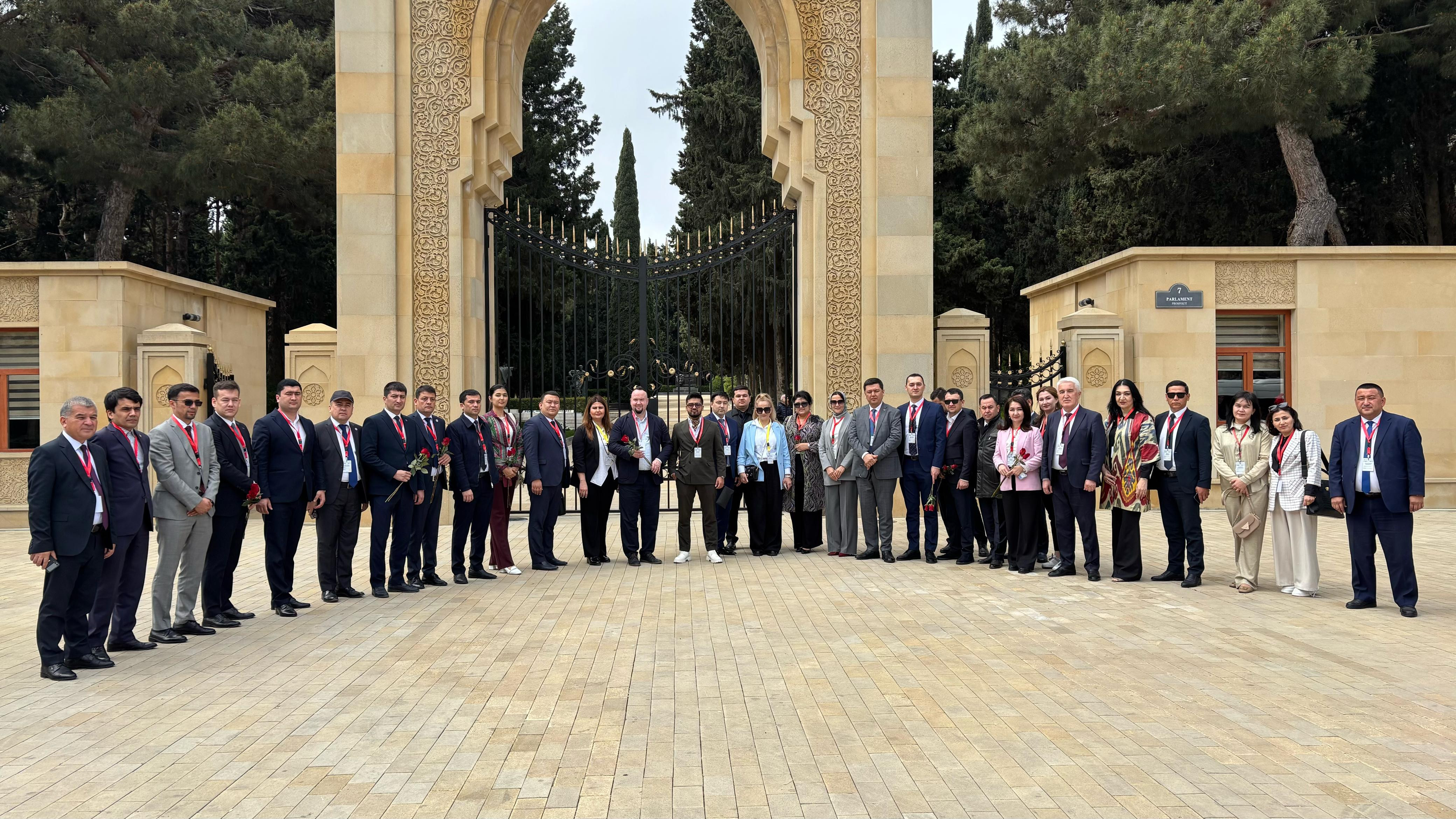Özbəkistan universitetlərinin nümayəndələri “Ingla School Baku”nun təşkilatçılığı ilə Azərbaycana gəlib