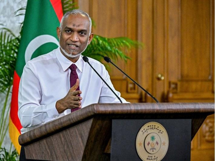 Maldivlər Prezidenti Muizzu, Zelenskinin “rekordunu qırdı”