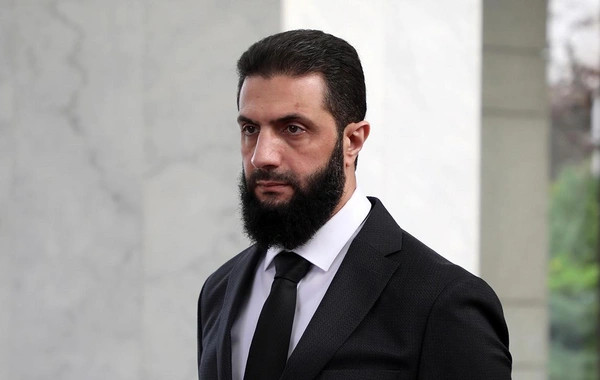 Makronla tarixi görüş: Suriya lideri Şaraa Avropaya ilk səfərini etdi