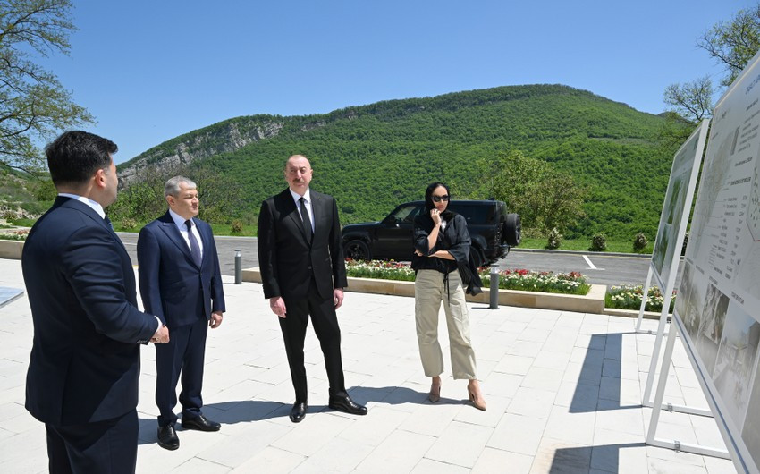 Prezident və xanımı Daşaltı kənd məscidinin açılışında iştirak ediblər