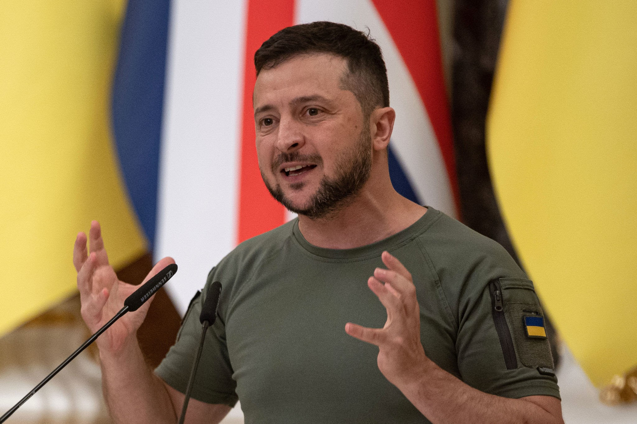 Zelenski Rusiya ilə danışıqlara qarşı çıxıb:  Qərb təzyiq göstərir