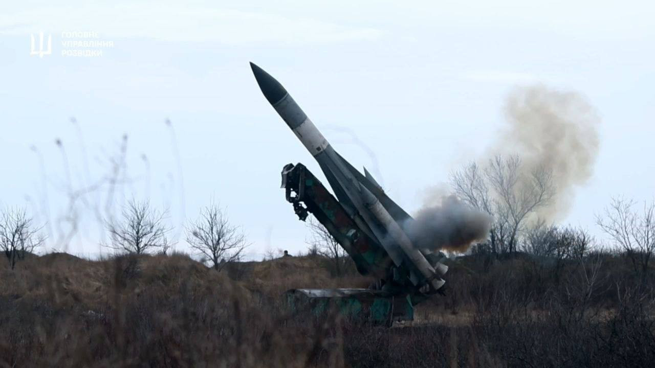 S-200V sisteminin güclü silahı: 5V28 raketi
