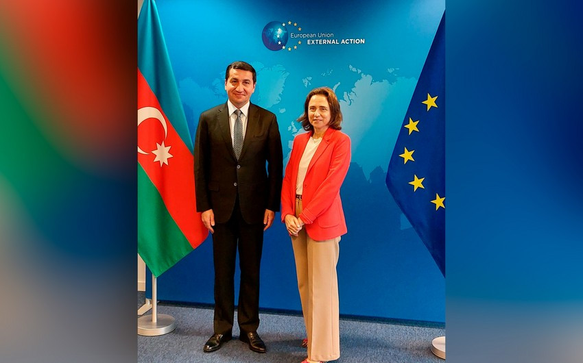 Hikmət Hacıyev Aİ-nin Xarici Fəaliyyət Xidmətinin baş katibi ilə bir sıra məsələləri müzakirə edib