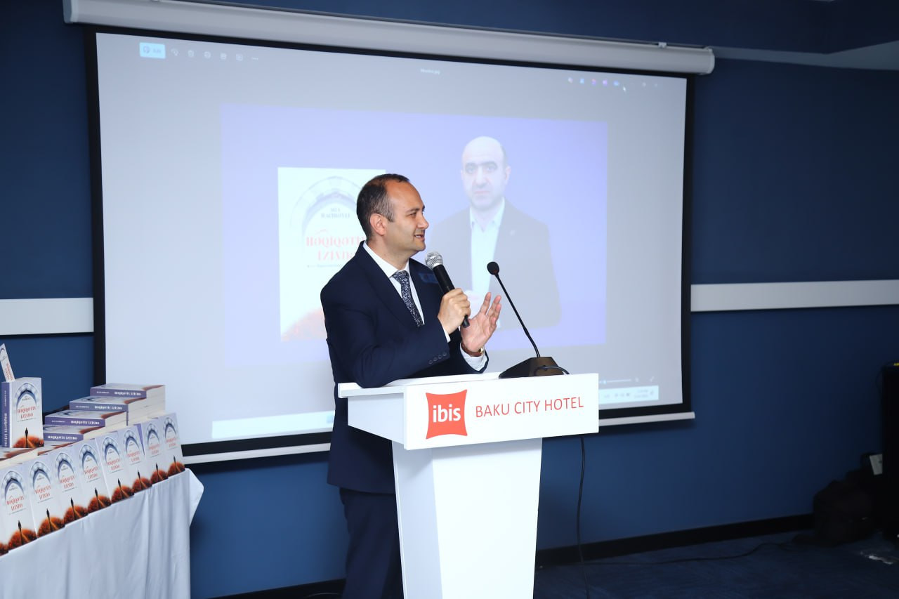 Mənəvi birlik işığında multikultural dəyərlər tədbirində kitab təqdimatı keçirilib
