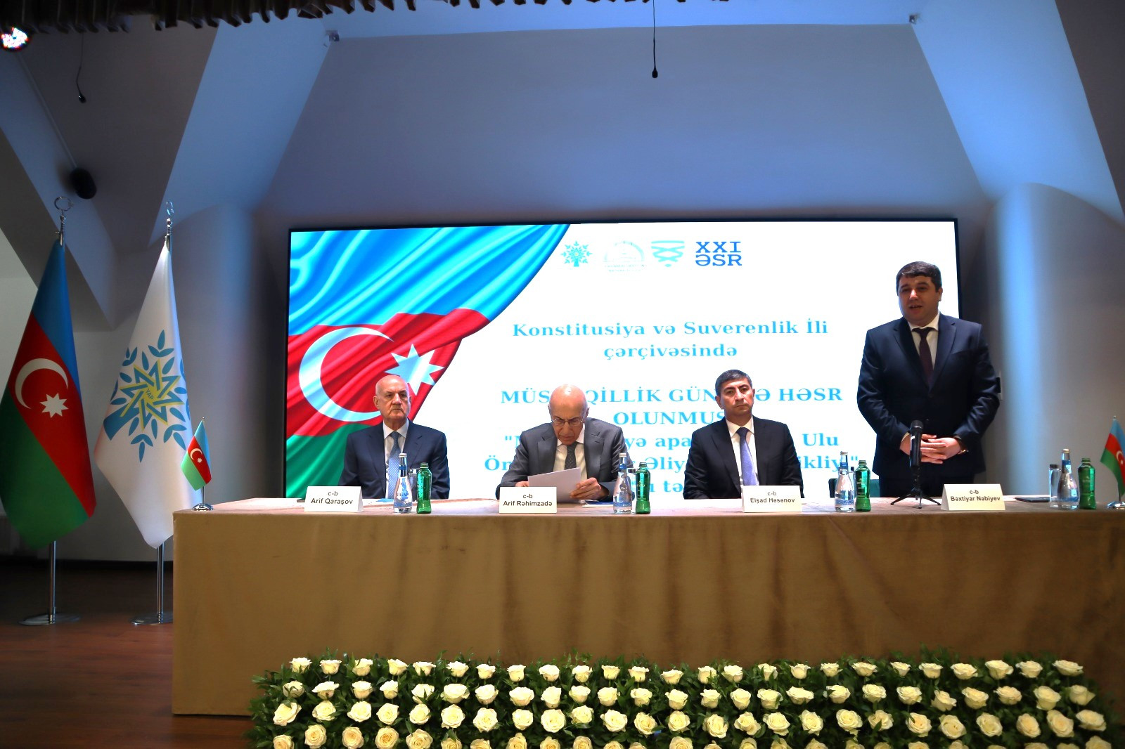 Yasamal rayonunda “Müstəqilliyə aparan yolda Ulu Öndər Heydər Əliyevin müdrikliyi” mövzusunda tədbir keçirilib