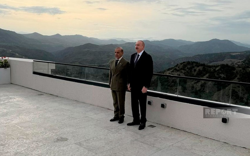 Pakistanın Baş naziri Laçının möhtəşəm mənzərələri ilə tanış olub