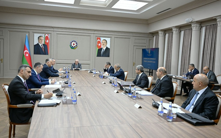 İqtisadi Şuranın növbəti iclası keçirilib