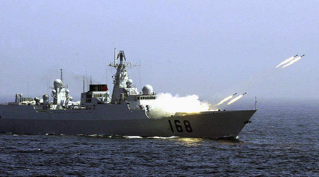 Rusiya hərbi gəmisindən Fransa helikopterinə atəş açılıb