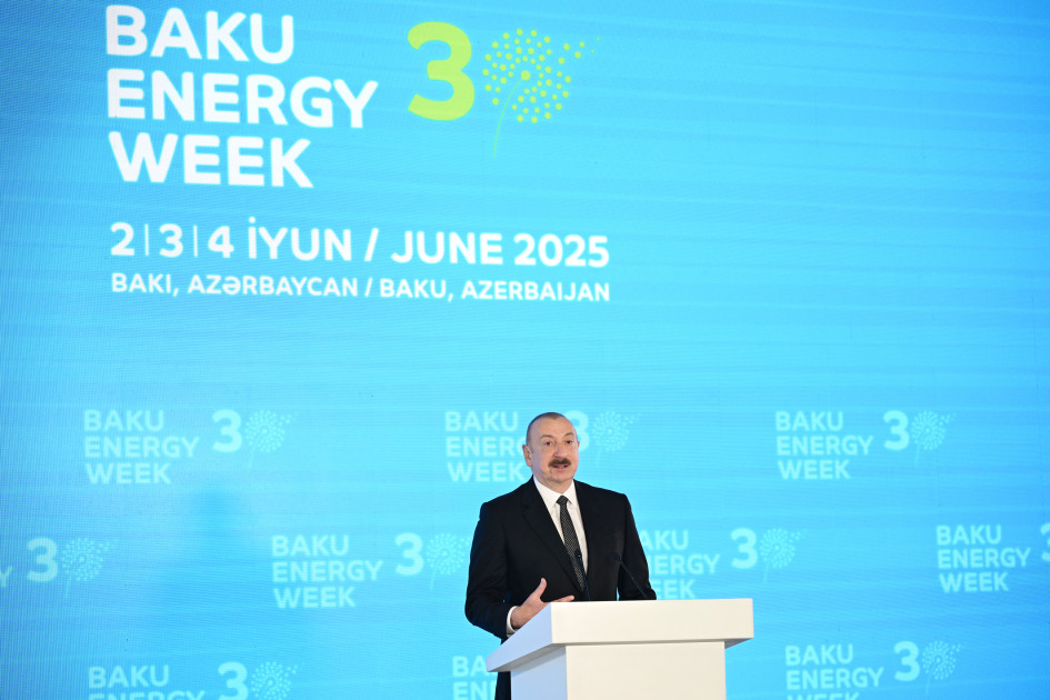 İlham Əliyev 30-cu “Caspian Oil and Gas”, 13-cü “Caspian Power” və 30-cu “Baku Energy Forum”un rəsmi açılış mərasimində çıxış edib -