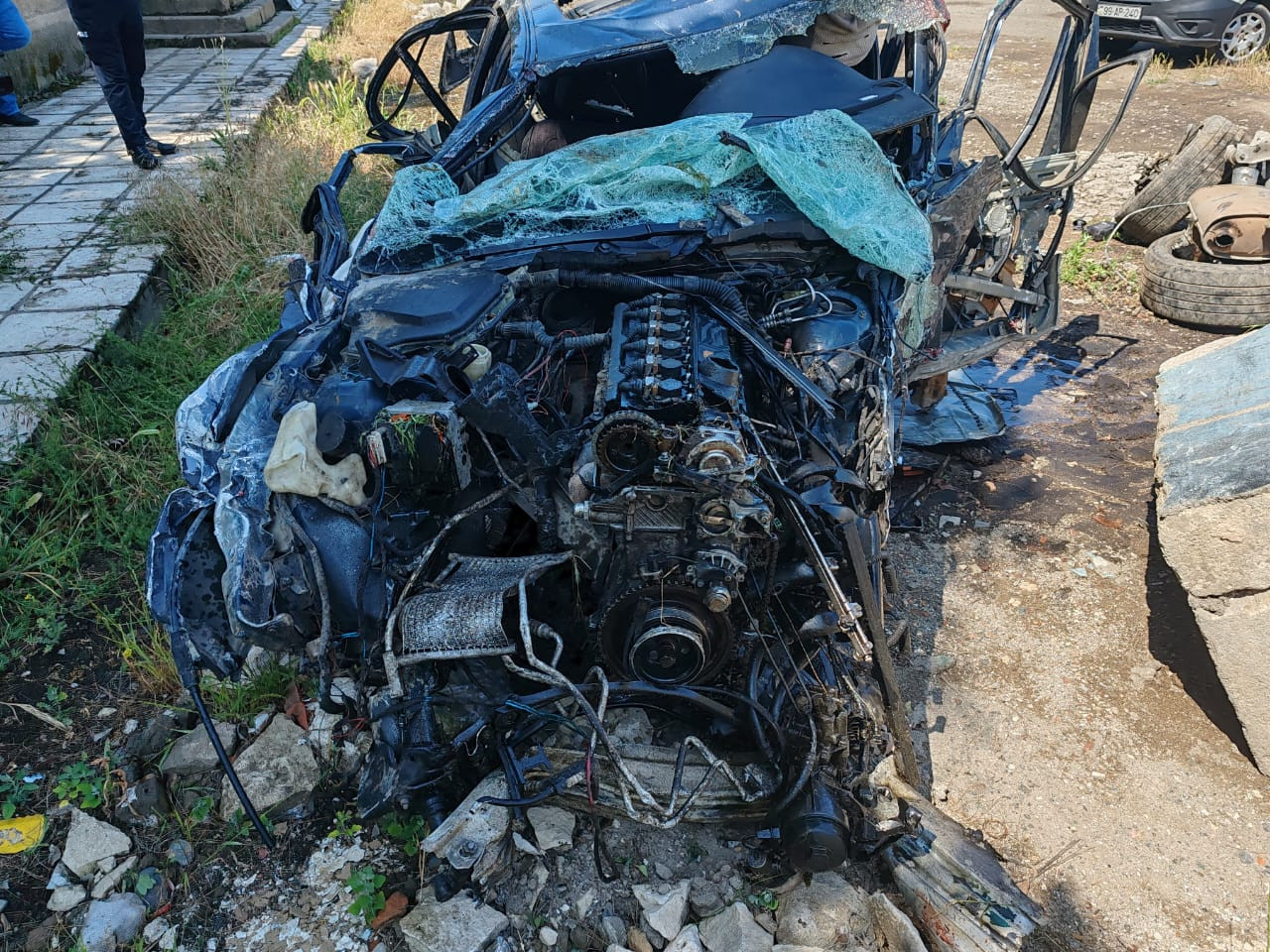 Yol Polisi dörd nəfərin öldüyü yol qəzası ilə bağlı açıqlama yayıb