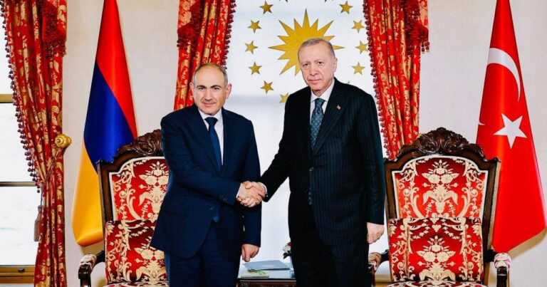 Paşinyan Ərdoğanla hansı məsələləri müzakirə edib?