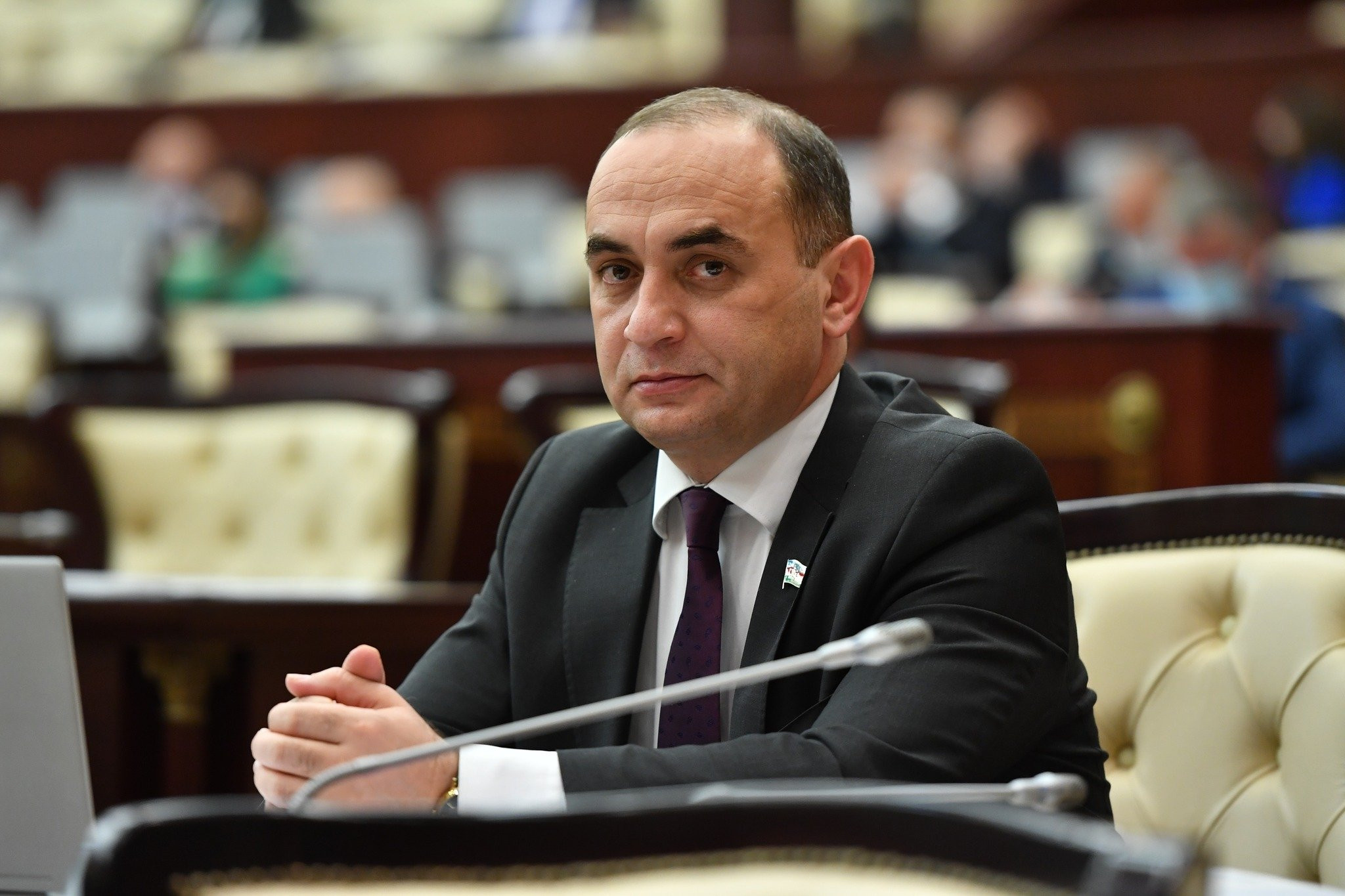 “Bu evlər məcburi köçkünlərdən alınmalıdır” - Deputat
