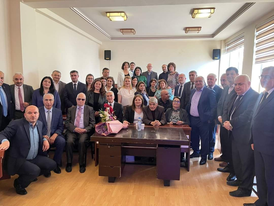 Nəsillərin tərbiyə olunduğu qələm: Nəsir Əhmədli irsində jurnalistika