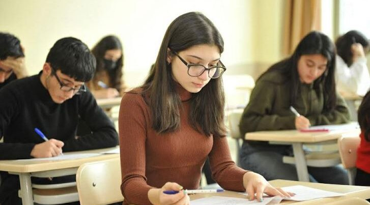 Boş qalan yerlərə ixtisas seçimi başlayır
