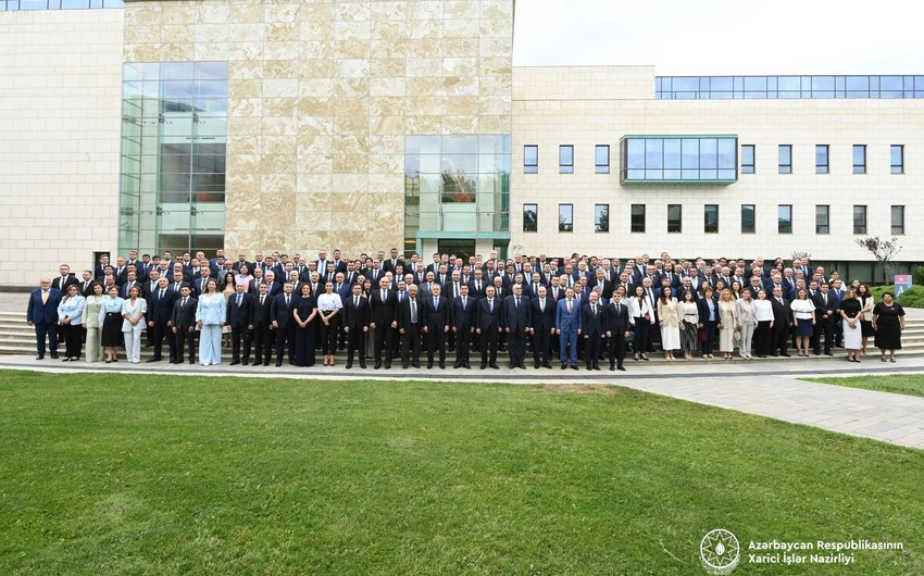 Diplomatik xidmət orqanlarının rəhbərlərinin IX müşavirəsinin açılışı olub-