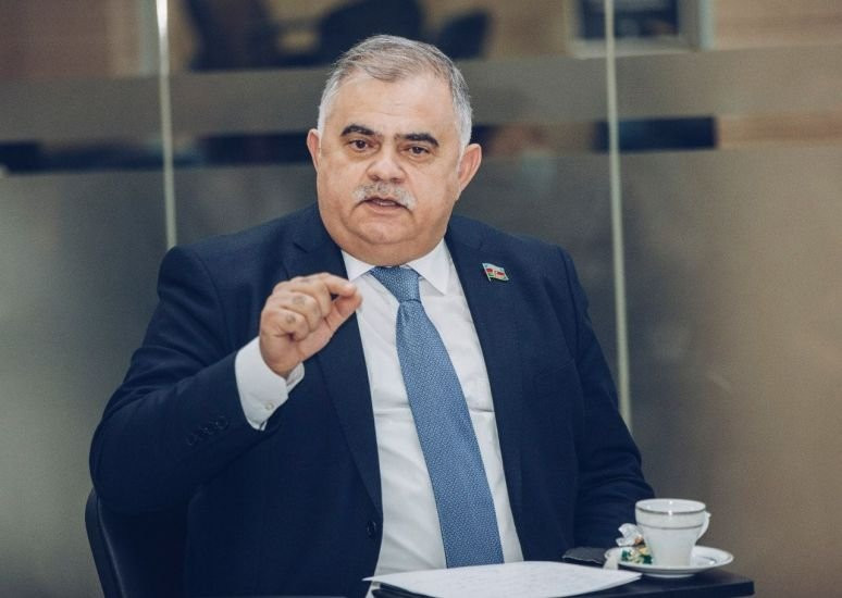 Əliyev və Paşinyan görüşür - "İki rəhbər arasında bir sıra gərginliklərə aydınlıq gətirmək üçün imkan olacaq" -