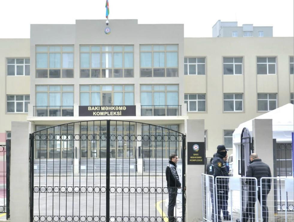 Hərbi cinayətlər törətməkdə təqsirləndirilən erməniəsilli şəxslərin məhkəməsi keçirilib