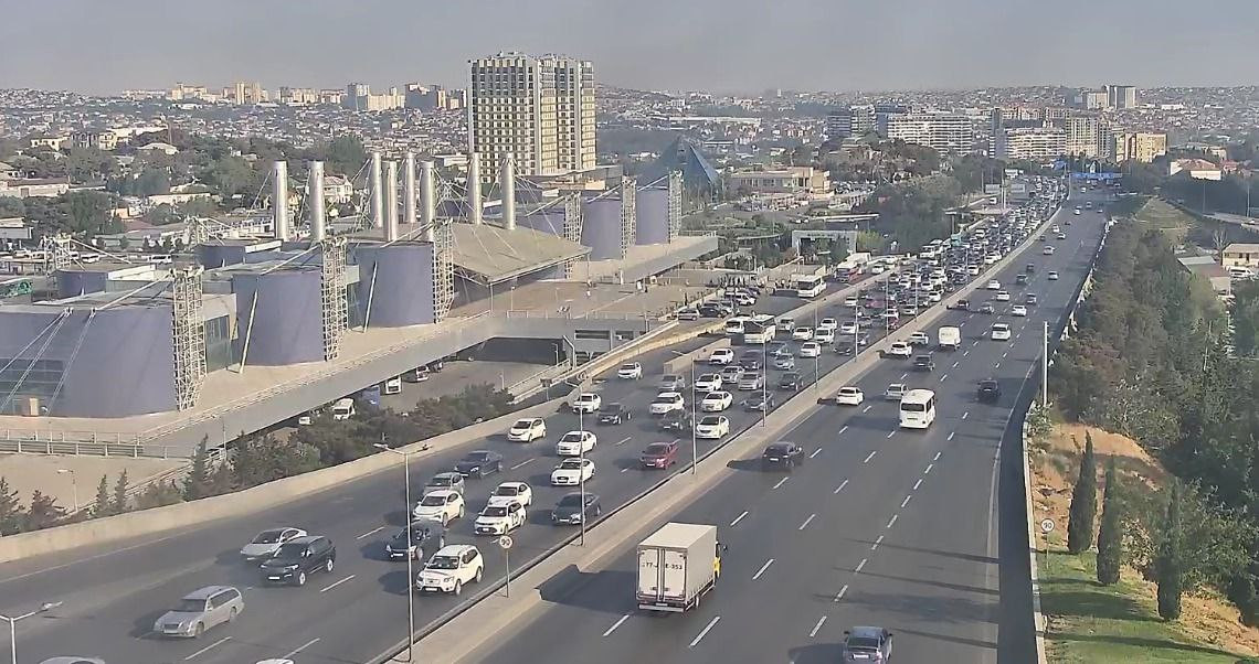 Bakının bəzi yollarında sıxlıq var