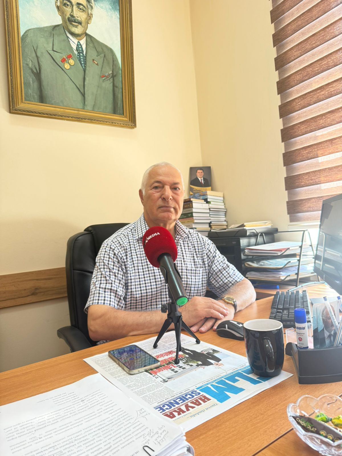 Ədəbiyyat İnstitunun şöbə müdiri ilə müsahibə "Vaqif Səmədoğlu bu qənaətdə idi ki, himnimizi yazan..."-