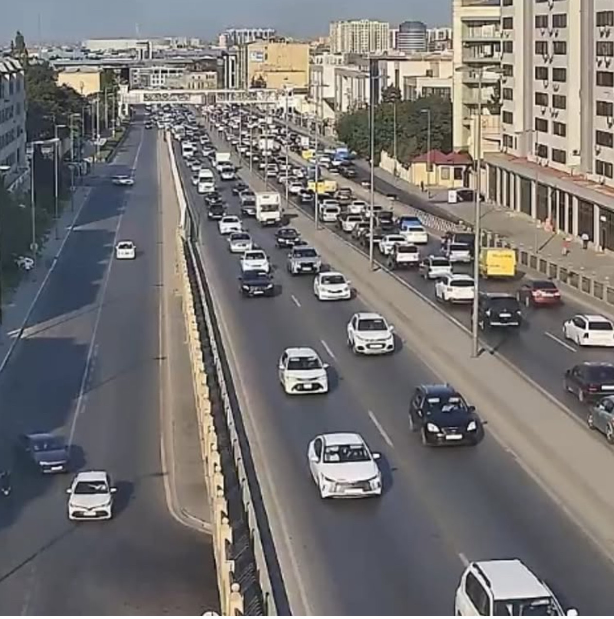 Bakıda 10 istiqamətdə tıxac var