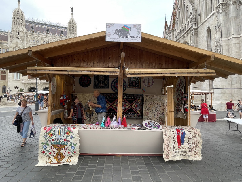 Azərbaycan Budapeştdə keçirilən 39-cu Beynəlxalq Xalq Yaradıcılığı Festivalında təmsil olunur
