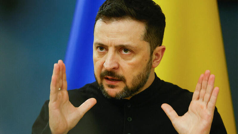 Zelenski: Hakimiyyət seçkiləri  keçirməyə hazırdır
